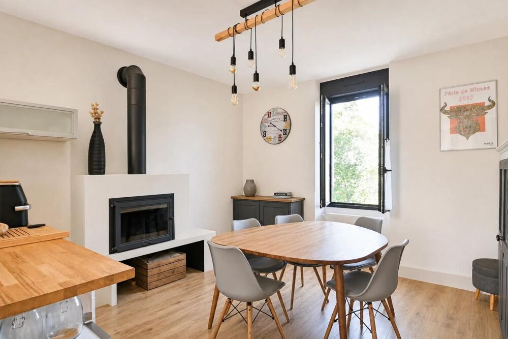 Maison de 7 pièces de 160 m² à Moussac