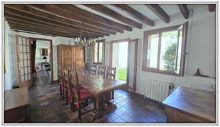  Maison à vendre 8 pièces 232 m²