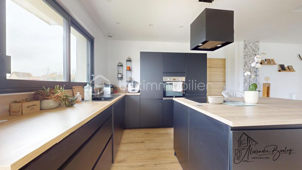 Vente Maison Maison récente de 2022 – 140 m² – Vie de plain-pied – Terrain 750 m² Chevilly