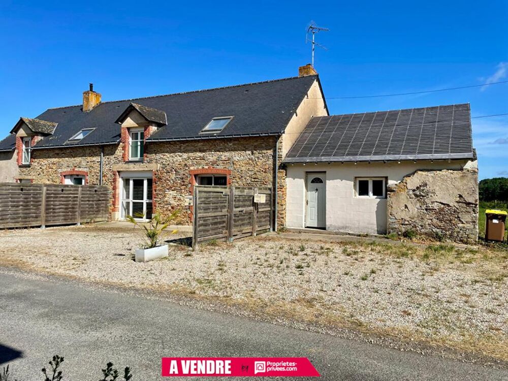 Maison en pierre en campagne