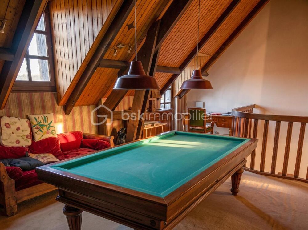 Vente Maison Maison 5 chambres, sous-sol complet, piscine, 3 000 m² exposés sud Sainte radegonde