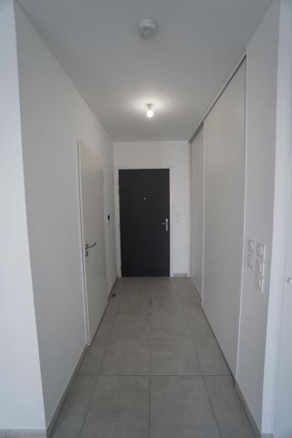 Appartement à louer 1 pièce 29 m²