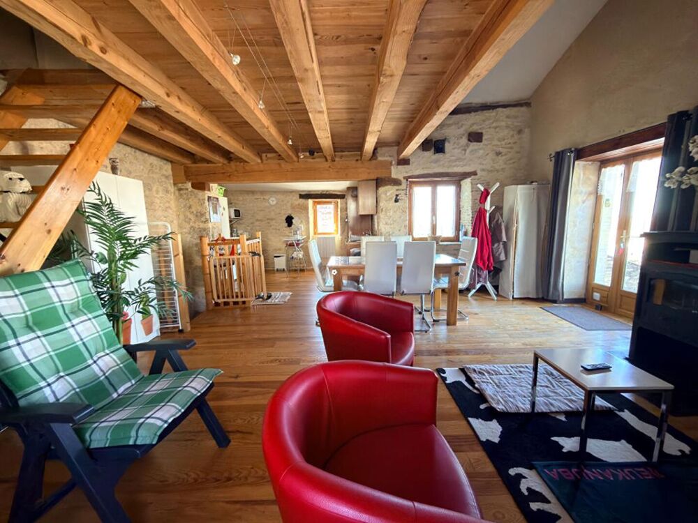 Maison en pierre T3 avec terrasse