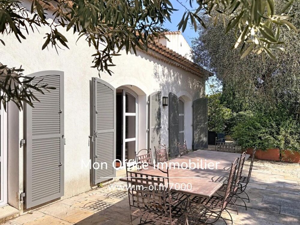 à vendre  Villa Grimaud (83310)