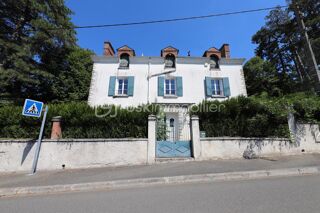  Propriété/château à vendre 7 pièces 260 m²