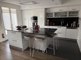  Maison  vendre 6 pices 149 m