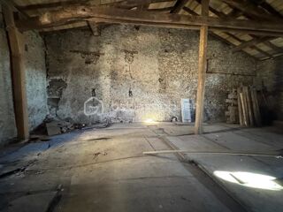  Immeuble  vendre 2 pices 150 m