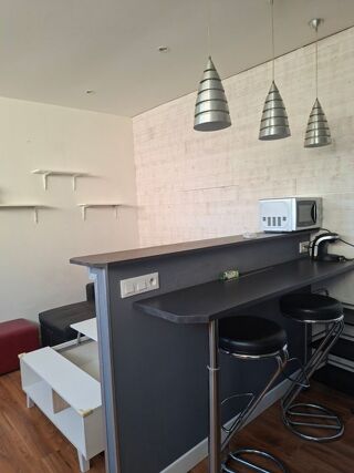  Appartement à louer 2 pièces 40 m²