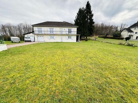   Maison Maison - 7 pi�ce(s) - 177 m�