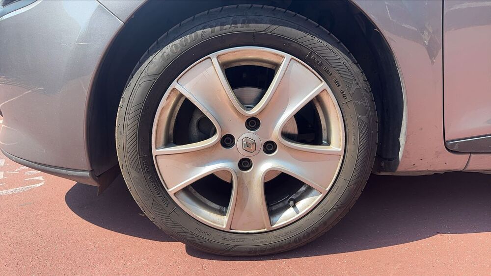 Clio 0.9 TCe 90 Intens 2014 occasion 31170 Tournefeuille
