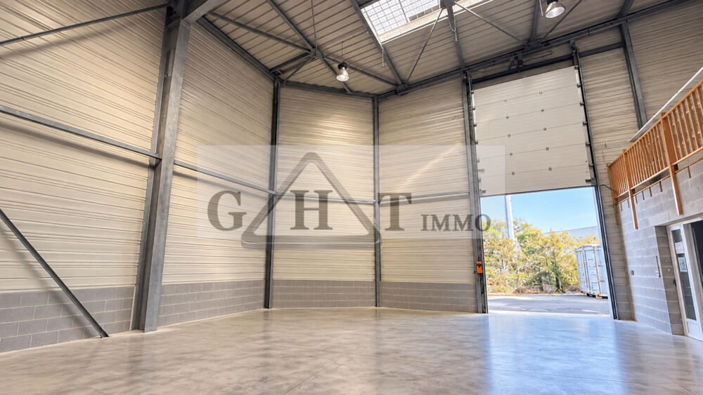   ENTREPOT - BUREAU DE 366 M² À LOUER 