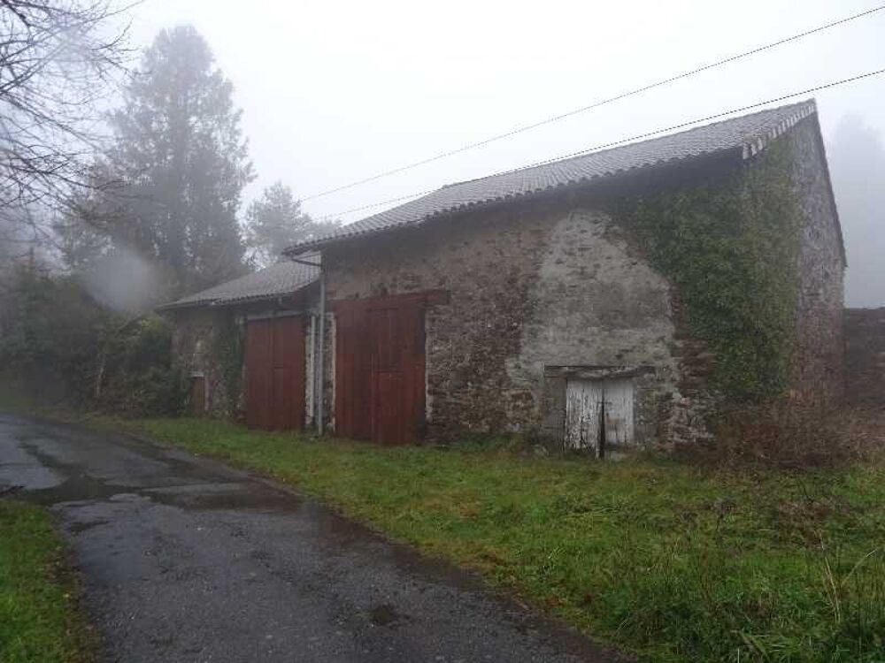 Vente Maison SECTEUR DOURNAZAC DANS UN VILLAGE MAISON 3 CHAMBRES A RENOVER EN TOTALITE AVEC GRANGES NON ATTENANTES Dournazac
