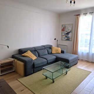  Appartement à louer 2 pièces 54 m²