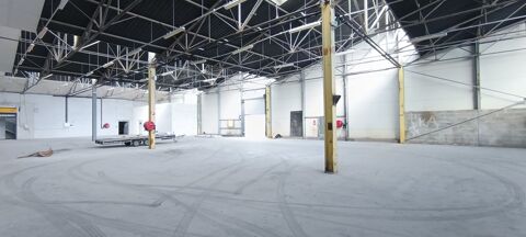 &Agrave; louer � Entrep&ocirc;t de stockage de 997m&sup2; � P&eacute;rigny, La Rochelle 4400 17180 Perigny