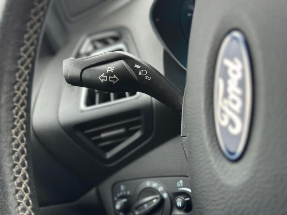 Kuga II (2) 1.5 TDCI 120 S&S 4X2 ST-LINE POWERSHIFT 2017 occasion 78240 Chambourcy