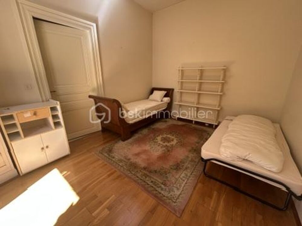 Maison centre-ville - garageextérieur5 à 6 chambres