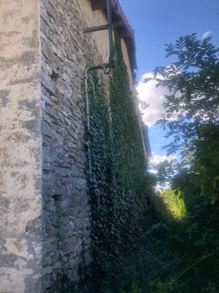  Remise / Grange � vendre 1 pi�ce 250 m�