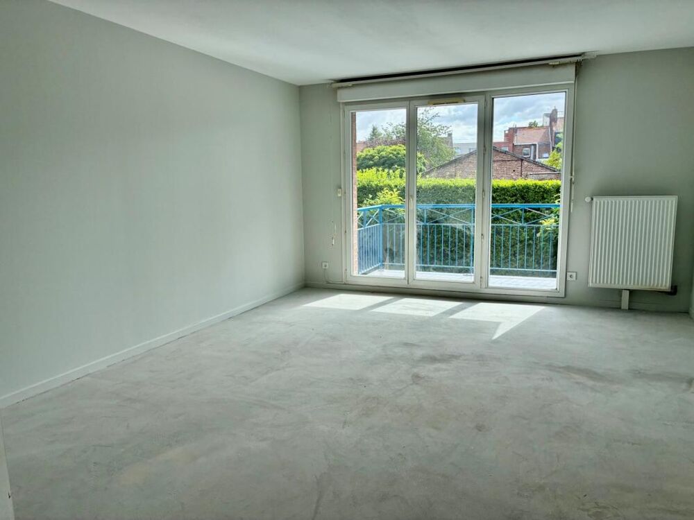CENTRE VILLE T4 78M² AVEC GRAND BALCON ET PARKING EN CARPORT