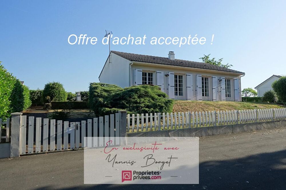 MAISON SUR SOUS-SOL - 3 CHAMBRES -TERRAIN DE 900 m²