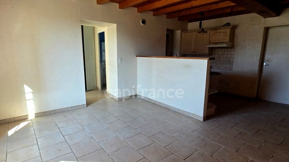 Maison à vendre 3 pièces (61M²) Ancienne ferme avec dépendances sur 2 770 m² de terrain  La Brousse (17160)