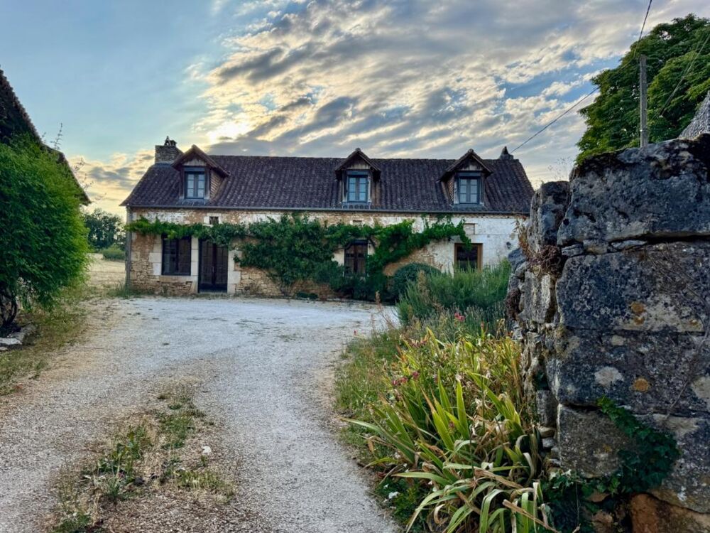 Longère de caractère (24)