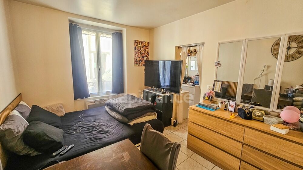 Appartement T1 en bon état avec place de parking privative à vendre 1 pièces ETRECHY (91)