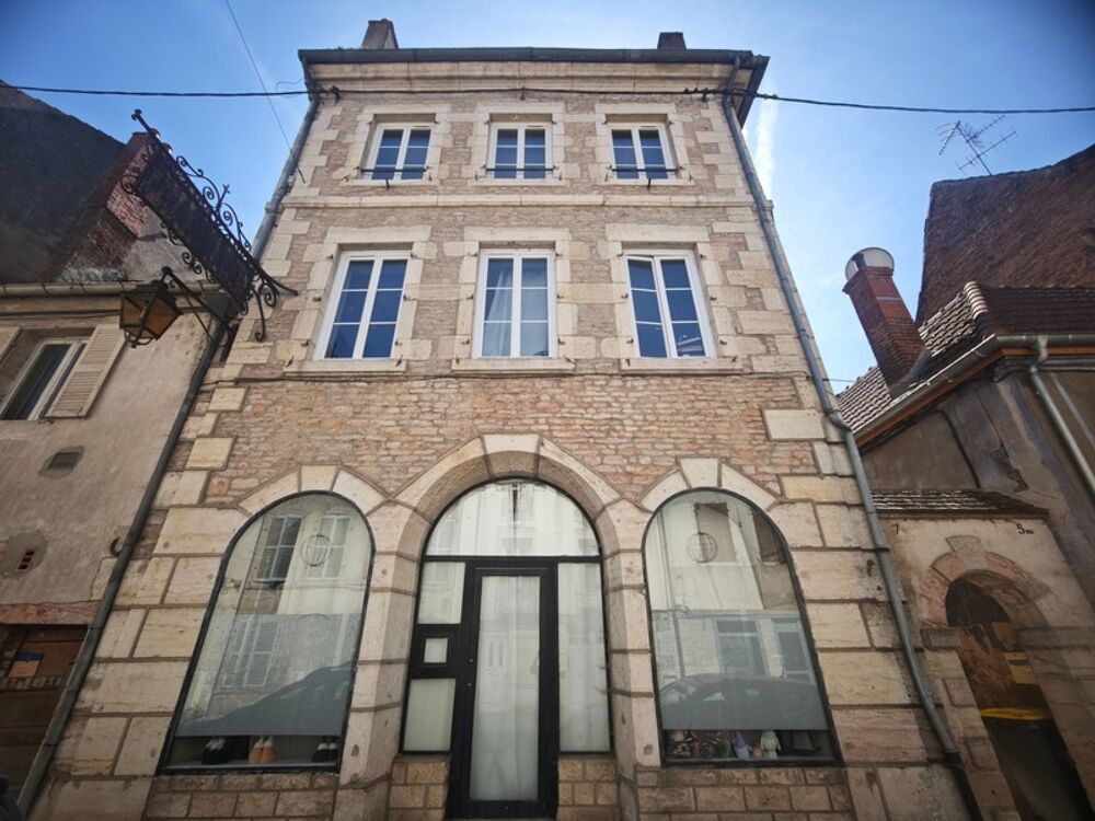 Maison de ville à fort potentiel  256 m²  Idéal projet mixte habitation + local professionnel  Auxonne