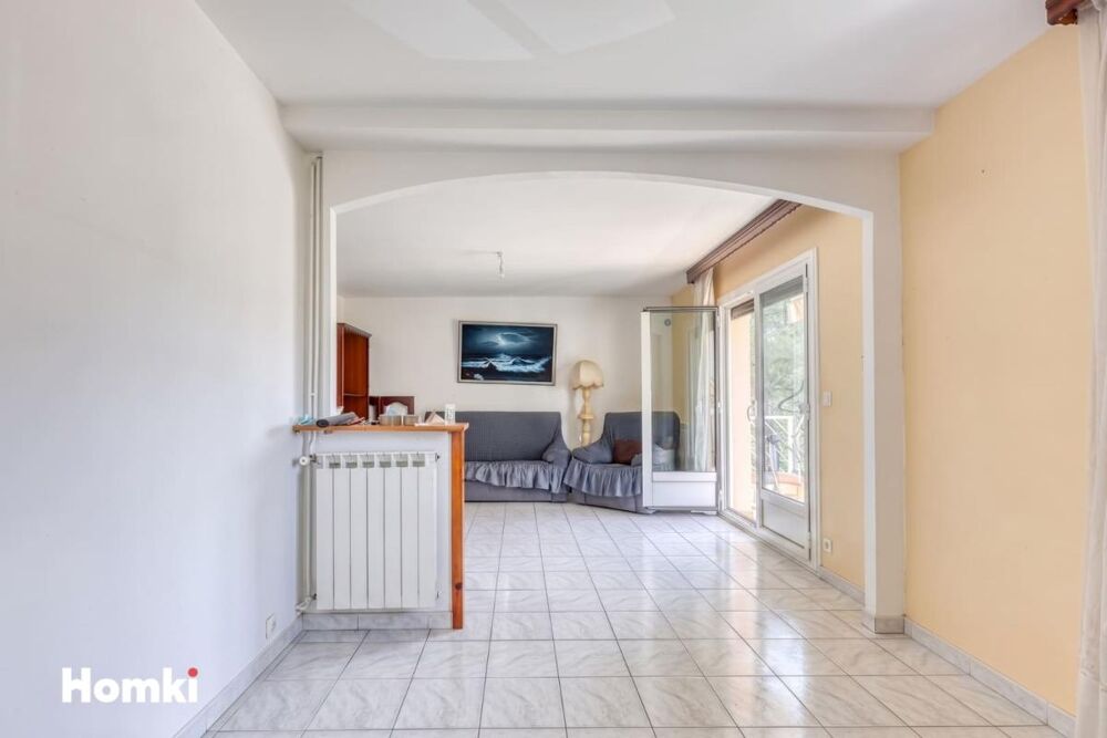 Vente Appartement Appartement T4 de 71 m² à Le Pradet 83220, Rue Eugène Fromentin Le pradet
