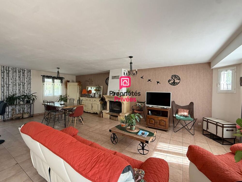 Maison Chinon 5 pièce(s) 140 m2 Terrain 2300m2