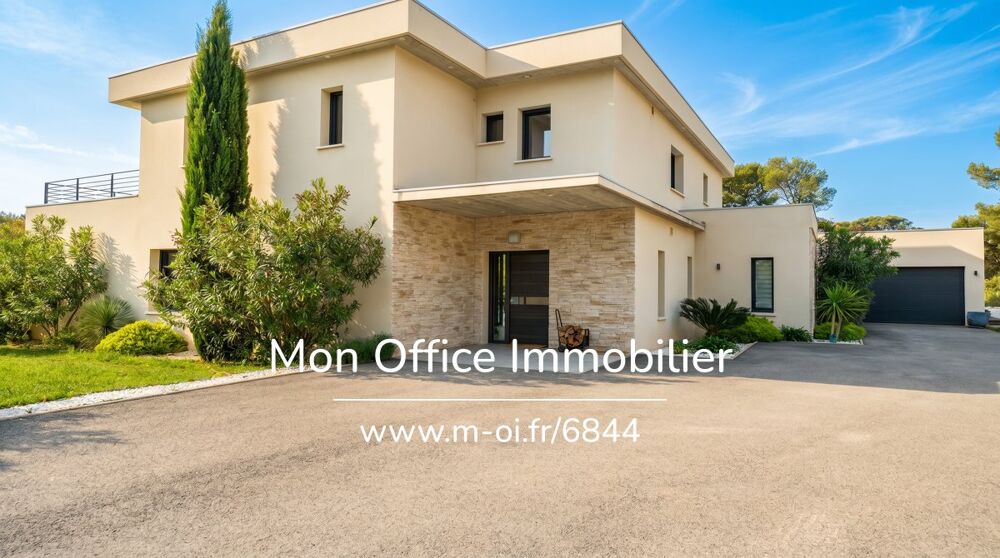 Vente Maison Référence : 6844-AUS - Maison contemporaine 210m² avec piscine - Ventabren Aix en provence