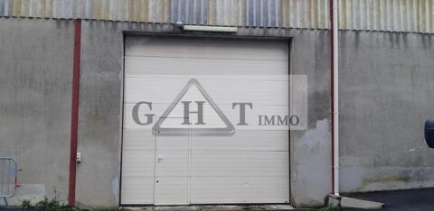 ENTREPOT 400 M&sup2; A VAUX LE PENIL A LOUER 3147 77000 Vaux le penil