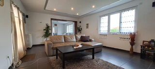  Maison � vendre 6 pi�ces 242 m�