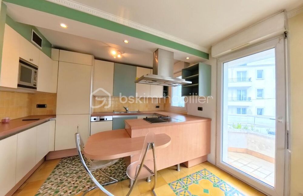 Vente Appartement Appartement lumineux avec balcon en L, idéalement situé en plein cœur du quartier Jacob à Livry-Gargan Livry gargan