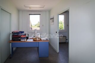  Immeuble  vendre 1 pice 170 m