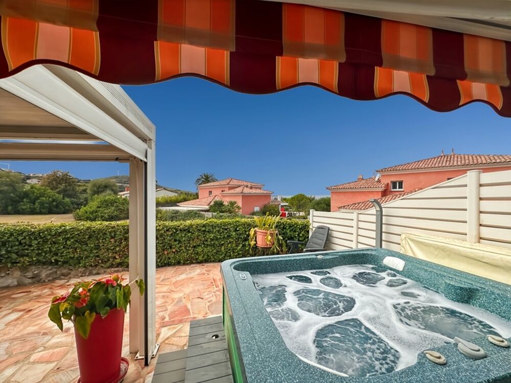 A vendre CARGESE - proche de la plage - Maison de 2 chambres et 1 bureau - Jacuzzi