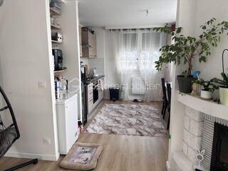  Immeuble � vendre 11 pi�ces 217 m�