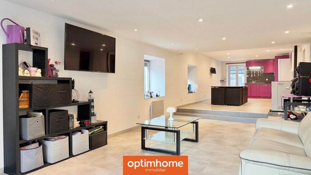 Maison individuelle rénovée 162 m²  Vivable de plain-pied  Grande pièce à vivre de 56 m²  Dépendance  Bussang (Hautes Vosges