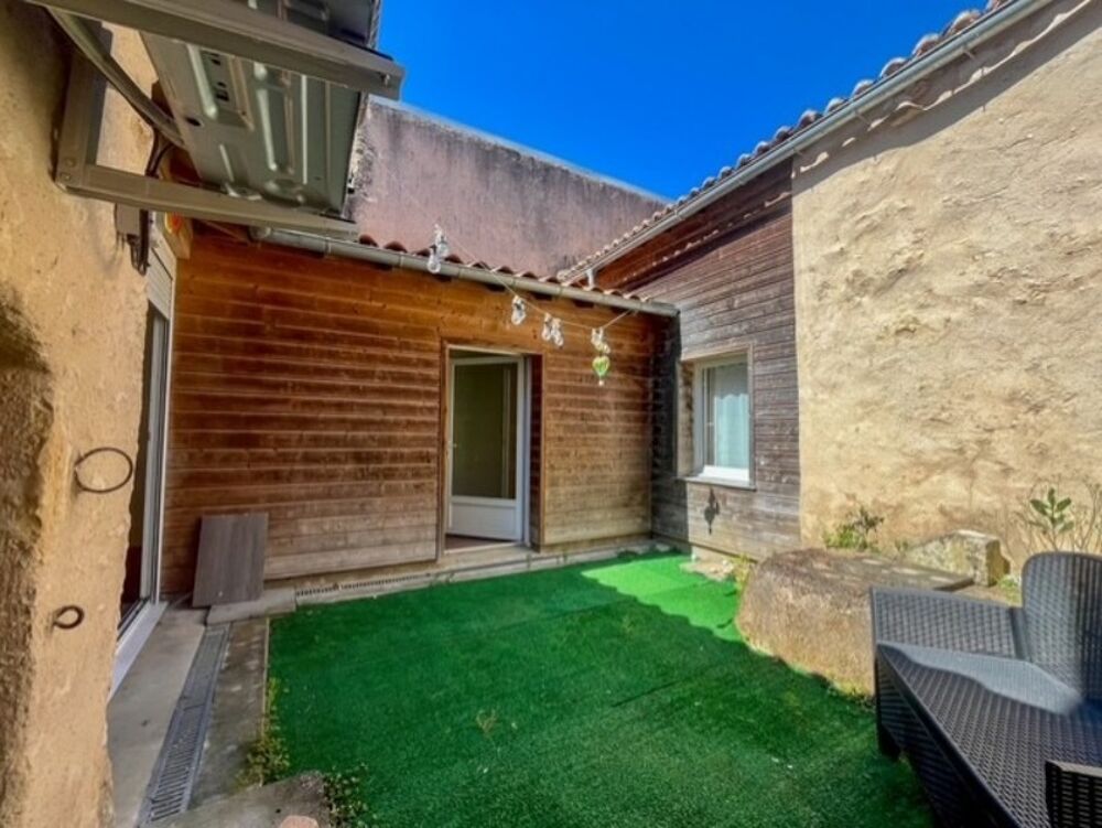 Maison de plain-pied lumineuse avec patio  100 m²  Aucun travaux à prévoir