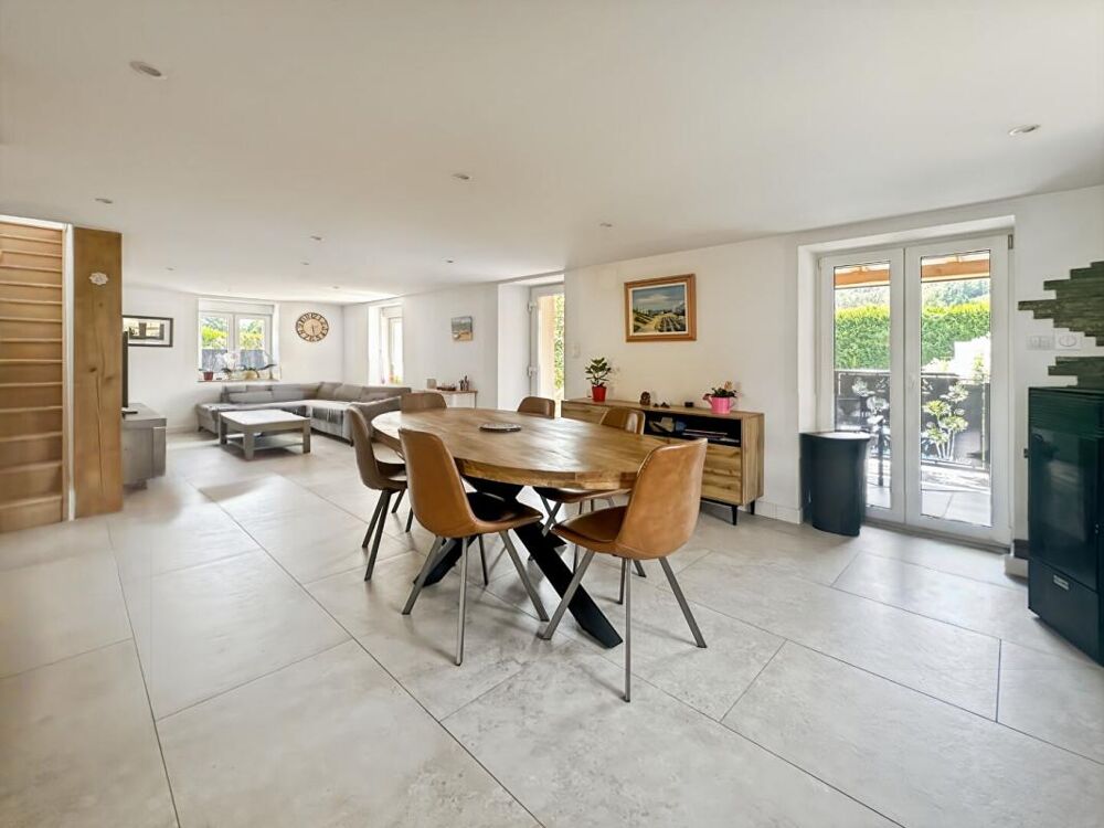 Saint-Amarin, 68550, Maison 100 m2, 3 chambres ? Terrain plat et clos de 7,5 ares
