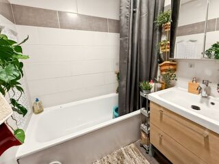  Appartement � vendre 4 pi�ces 83 m�