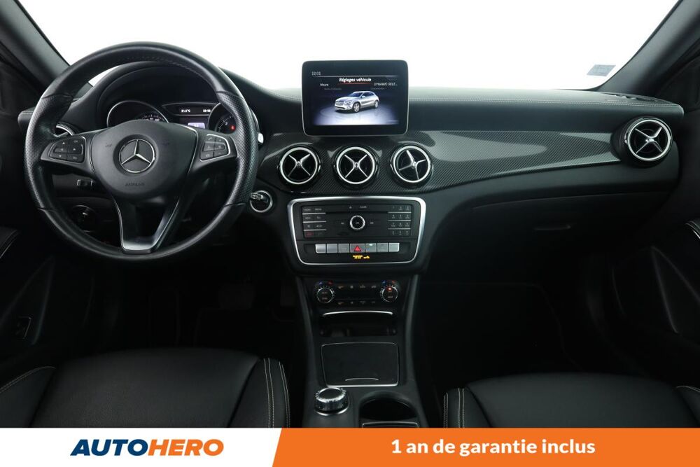 Classe GLA 200 d Starlight Edition 7G-DCT 136 ch 2019 occasion 92130 Issy-les-Moulineaux