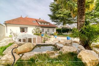  Villa � vendre 8 pi�ces 320 m�