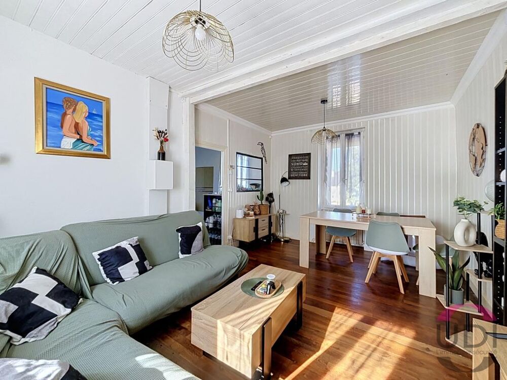 Vente Maison Saint-Victor – Maison avec sous-sol complet, Deux chambres, Garage et Dépendances Saint victor
