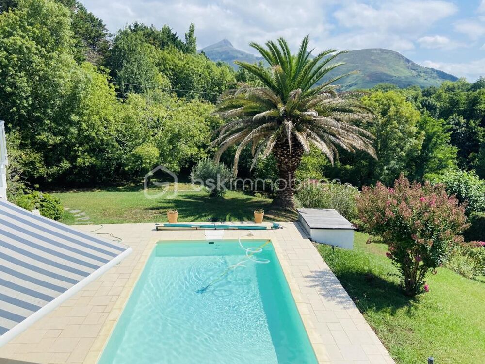 Vente Propriété/Château Élégante propriété avec vue sur la Rhune, piscine et vaste terrain de 2 978 m² Urrugne