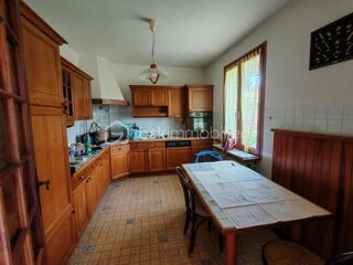  Maison � vendre 10 pi�ces 205 m�