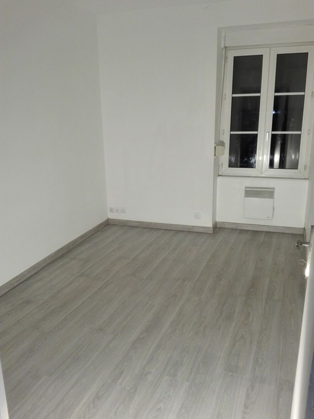 Appartement 3 pièces 66 m² avec place de parking  Gray centre