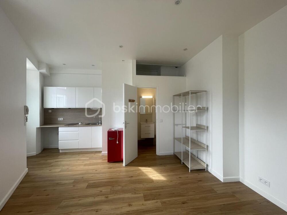 Vente Appartement 28230 – ÉPERNON – STUDIO 21 M² – ENTIÈREMENT RÉNOVÉ – FACE À LA GARE – IDÉAL INVESTISSEMENT Epernon