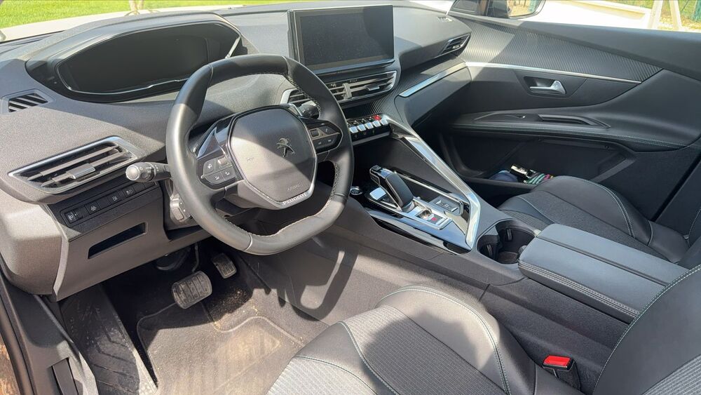 3008 1.6 THP 225 Hybrid e-EAT8 Allure - Automatique Entretien con 2021 occasion 37230 Fondettes