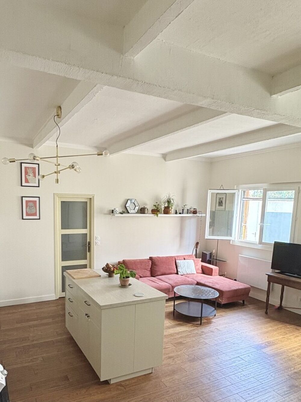 Vente Appartement Saint-Genès – Élégant T2 bis rénové au calme absolu, emplacement recherché Bordeaux