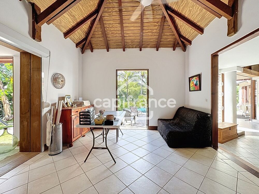 � vendre  Villa Lamentin (97129)